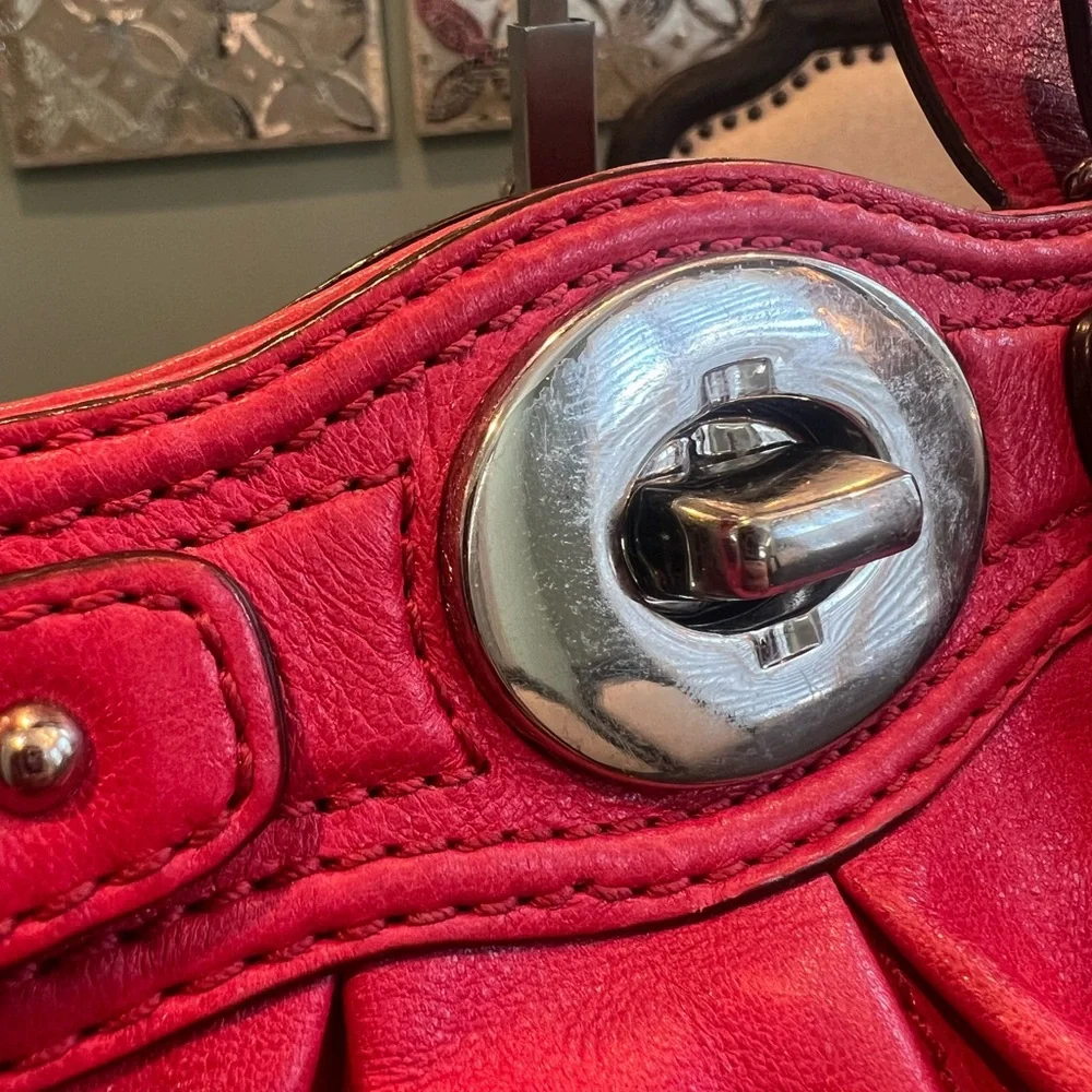 Coach Pleated Leather Shoulder Bag 13914 - Picture 3 of 16